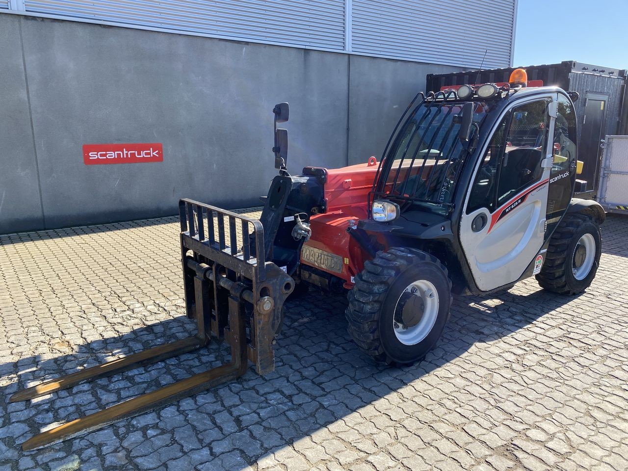 Manitou MT625H Comfort – produktfoto 1